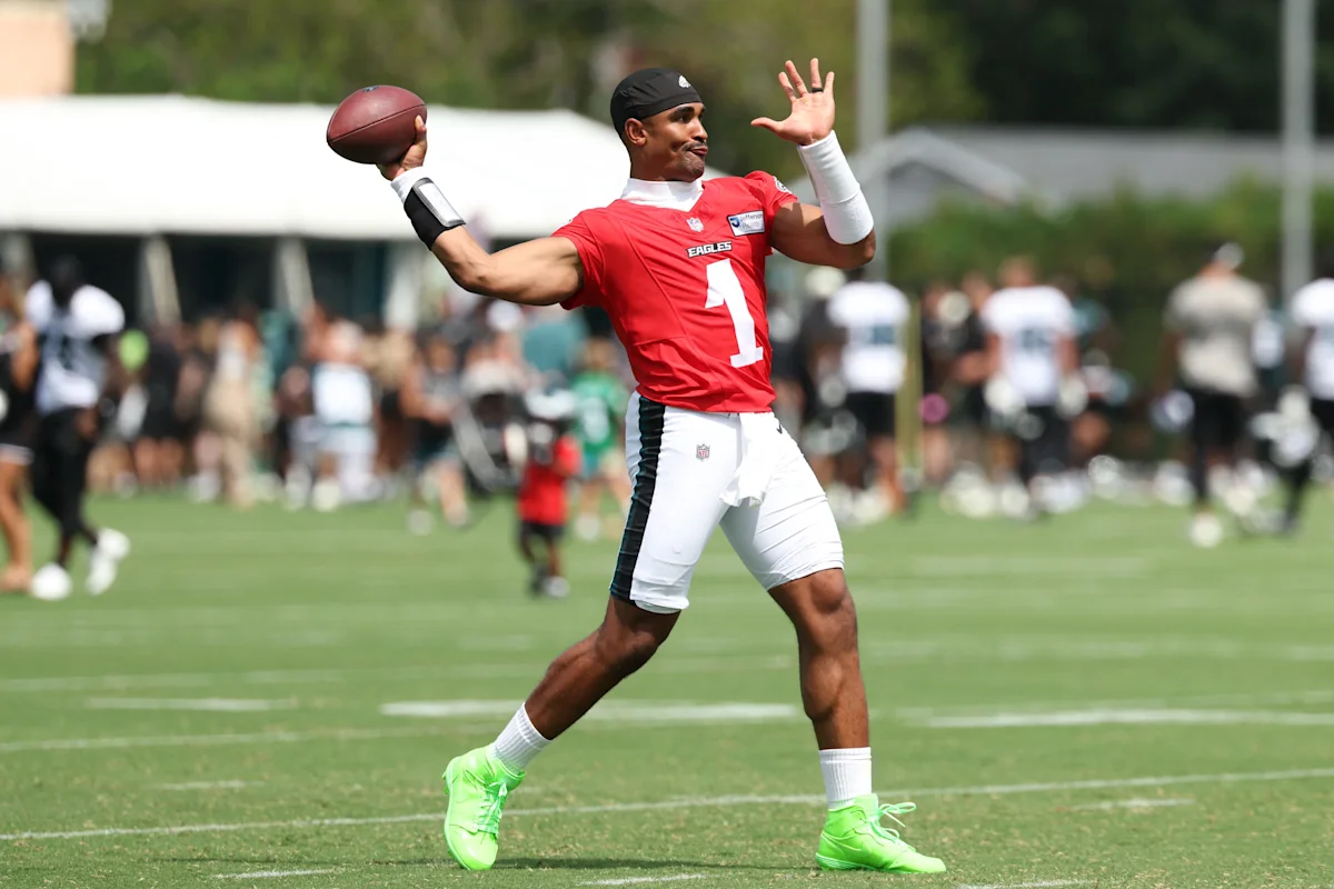 Eagles’ Sirianni Details Jalen Hurts Evaluation Plan