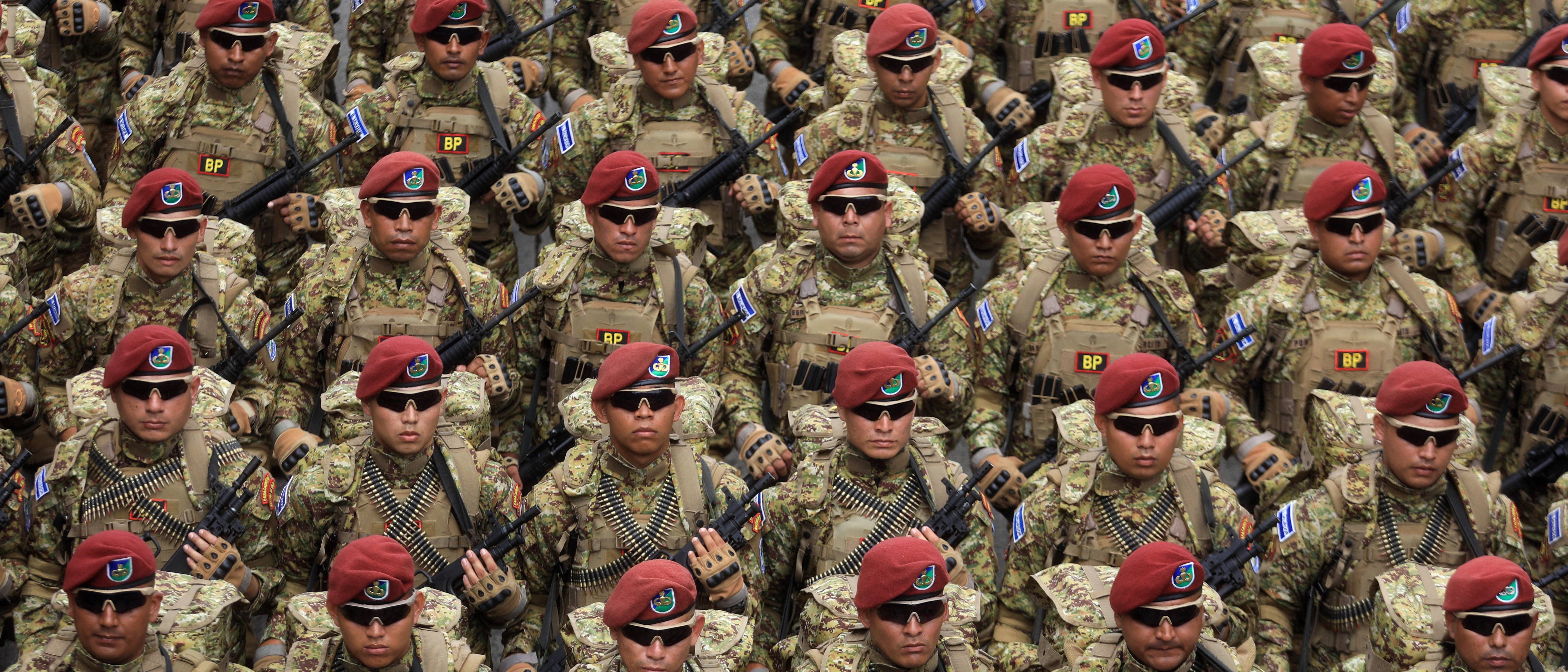El Salvador Launches Military Operation in Haiti to Rescue Kidnapped Technicians, Threatens Escalation