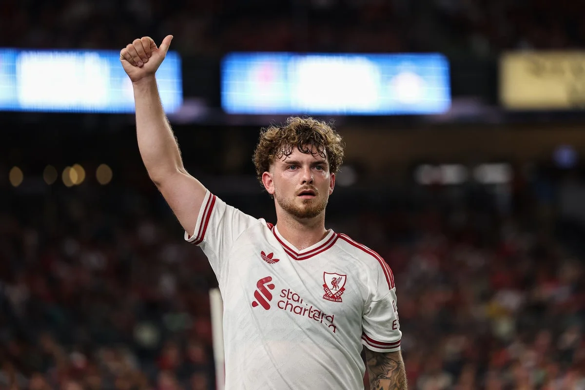 Elliott Seeks Liverpool Return After Villa Loan