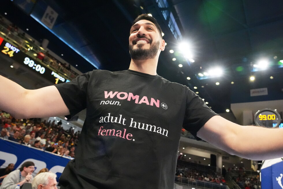 Enes Kanter Freedom Expulsado de un Partido de la WNBA