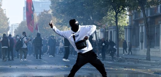Europaweite Proteste: Hunderttausende demonstrieren in mehreren Ländern