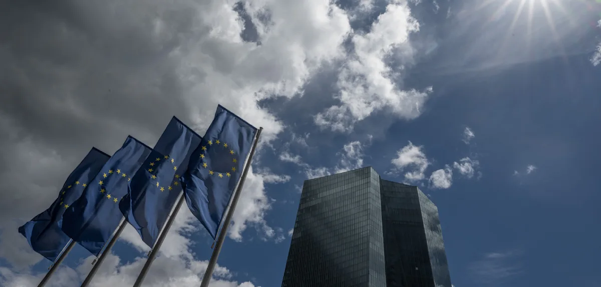 Eurozone unter Druck: Frankreichs Schulden und steigende Zinsen werfen Fragen auf