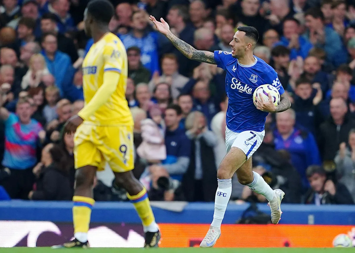 Everton Transfer-Nachrichten: McNeil-Deal, Barcelona-Verbindung