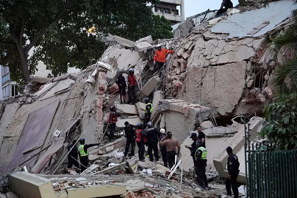 Factors Behind Building Collapses in Venezuela Earthquake