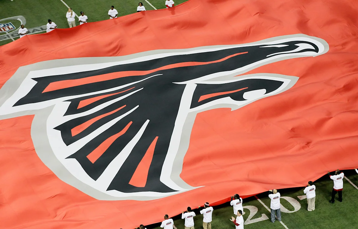 Falcons Mourn Loss of Defensive Coordinator’s Wife