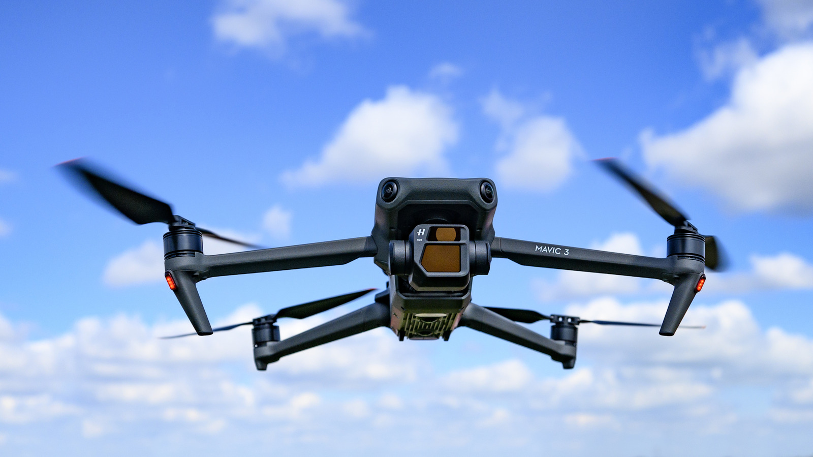 FCC Plans to Retroactively Ban DJI Products Sold Under Other Brands