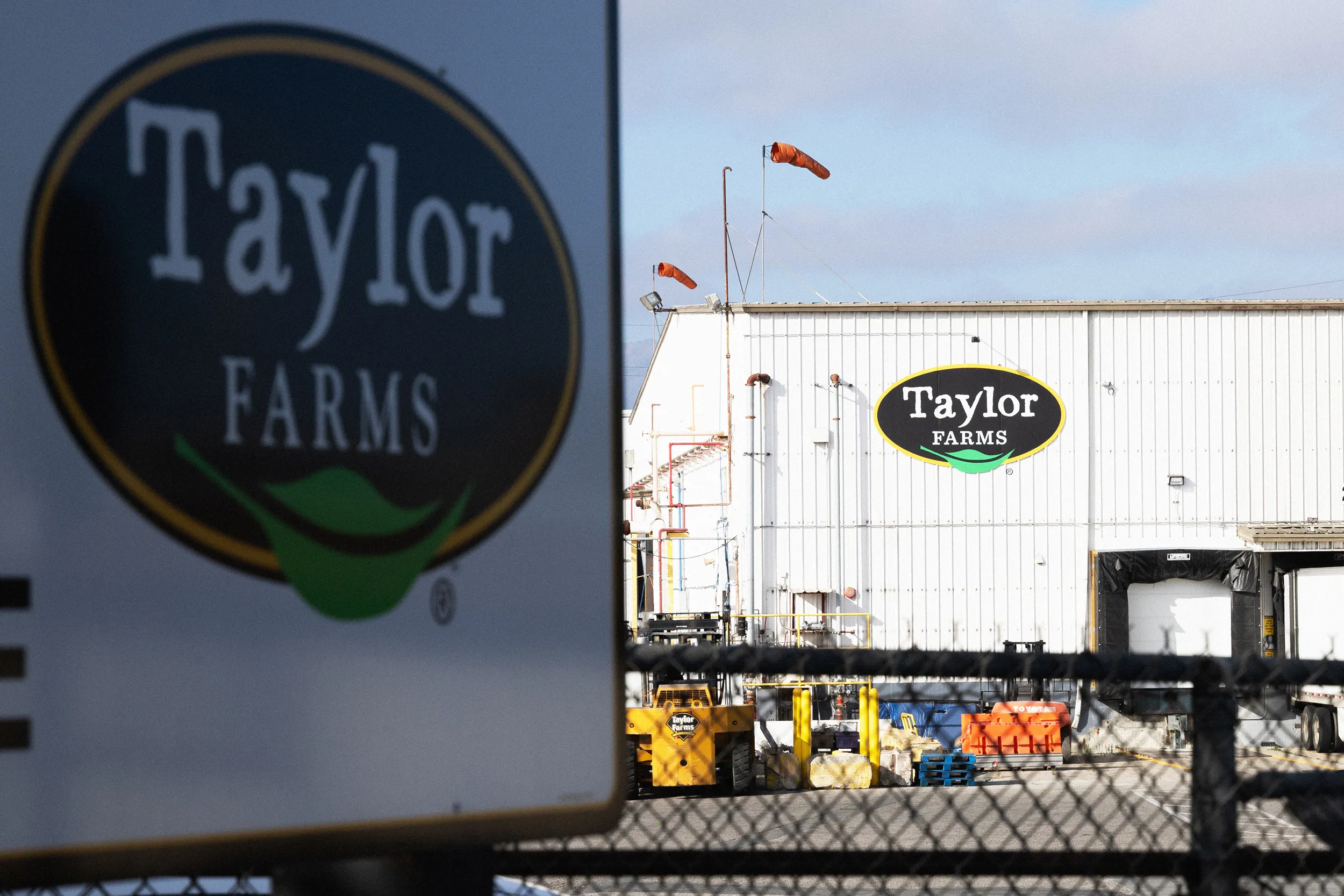 FDA Уточнява Позицията си Относно Отзоваването на Taylor Farms