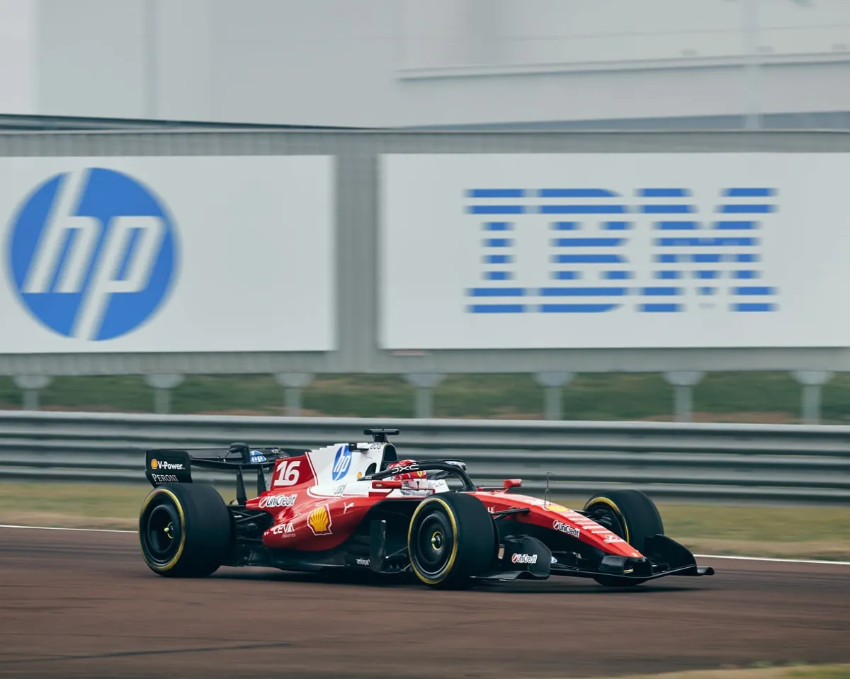 Ferrari и IBM си сътрудничат за използване на AI за ангажиране на феновете на F1