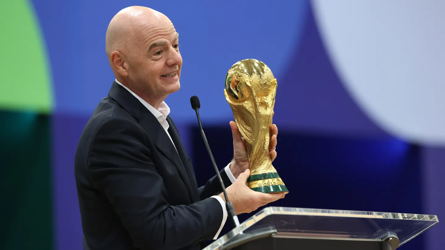 FIFA-Präsident Infantino gibt Pläne zum Verkauf der WM-Rechte auf