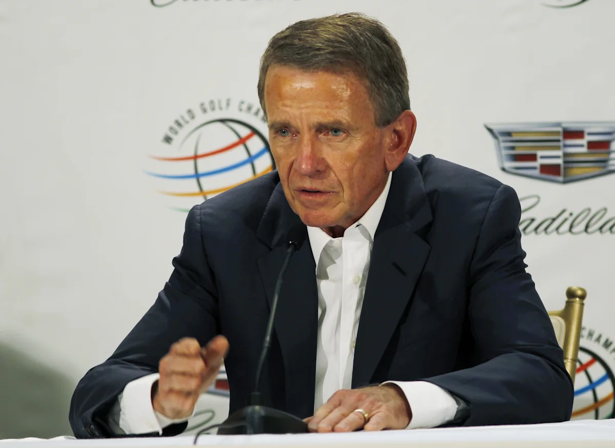 Finchem Dona 13 Millones de Dólares Mientras el PGA Tour Remodela sus Esfuerzos Benéficos
