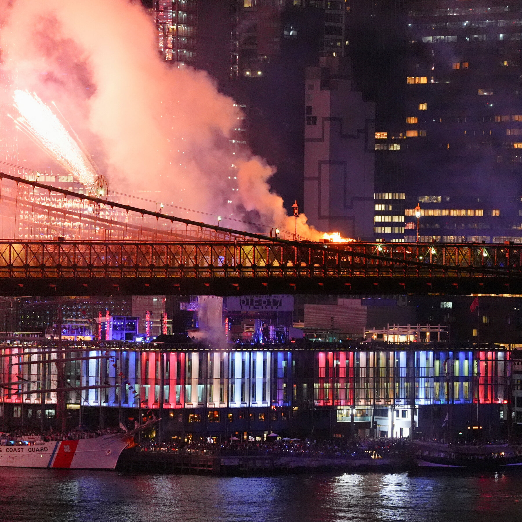Fire Reported at Brooklyn Bridge During Fireworks Display