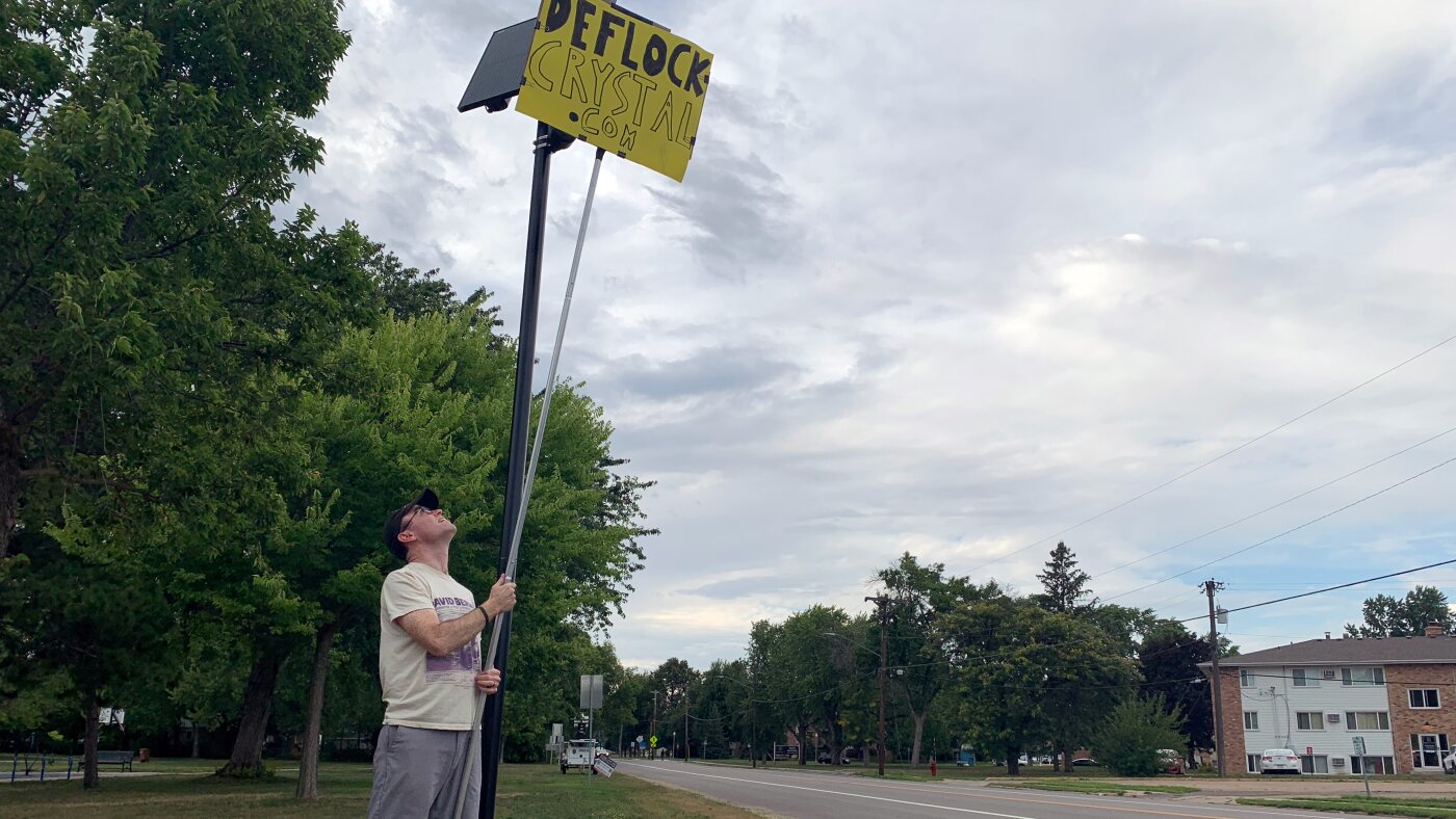 Наблюдателните камери Flock са обект на вандализъм и протести в САЩ