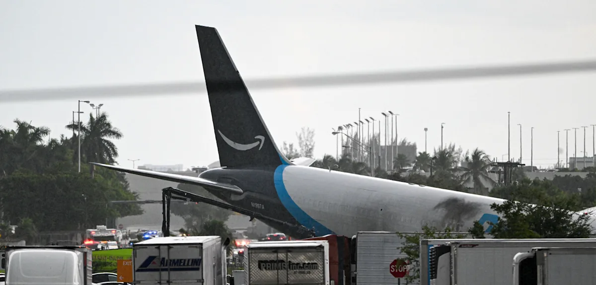 Fünf Tote und mehrere Verletzte bei Frachtflugzeug-Unfall am Flughafen Miami
