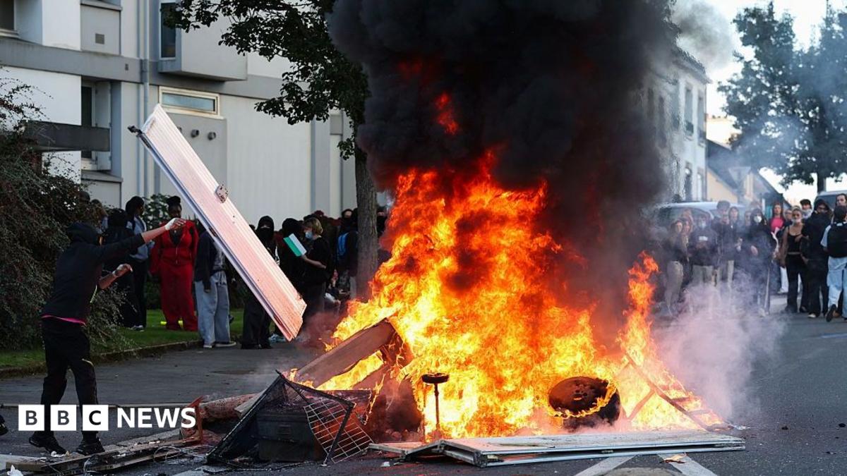 France Sees Widespread School Protests, Clashes with Police and Arrests