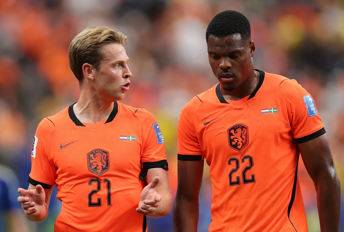 Frenkie de Jong Calls Lionel Messi the Perfect Footballer