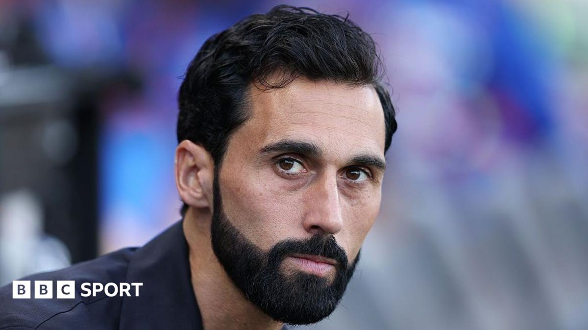 Fulham Lose Third Straight, Arbeloa Booed