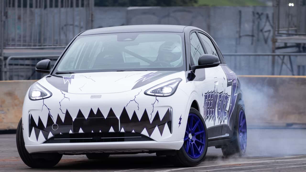 Концепциите Geely EX2 демонстрират потенциала за дрифт на електромобили