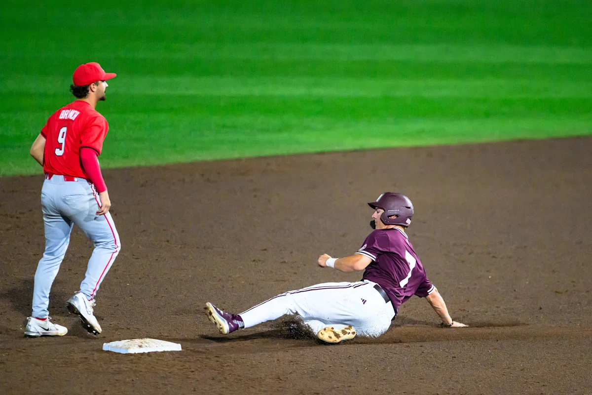 Georgia Baseball Set to Host Mississippi State in NCAA Super Regionals