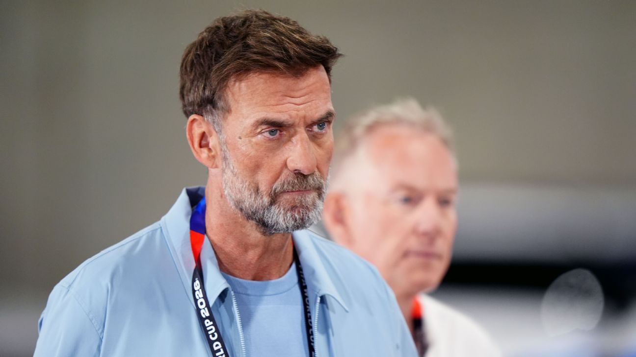 Germany's Klopp Threatens to Quit Over Family Privacy