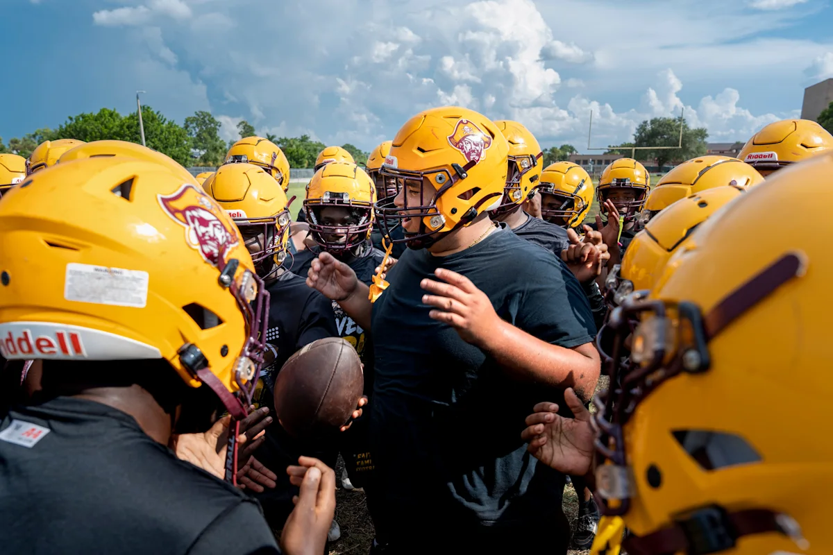 Glades Central Defeats Martin County 17-12 in Preseason