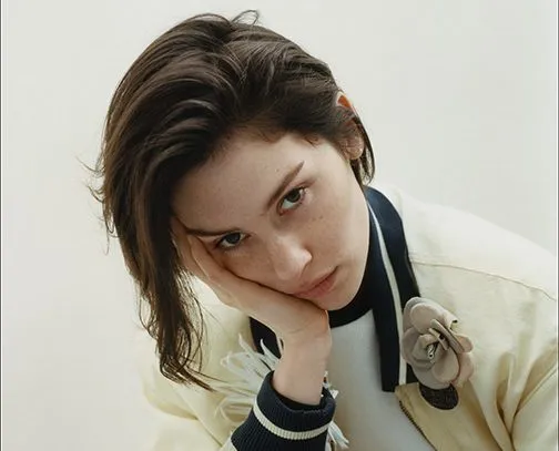 Gracie Abrams Announces 64-Date 'Look at My Life' International Arena Tour