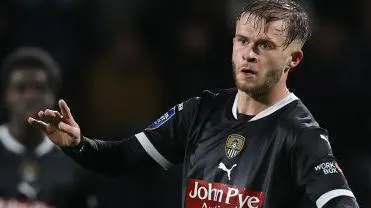 Grimsby Town Sign Midfielder Ryley Reynolds on Loan