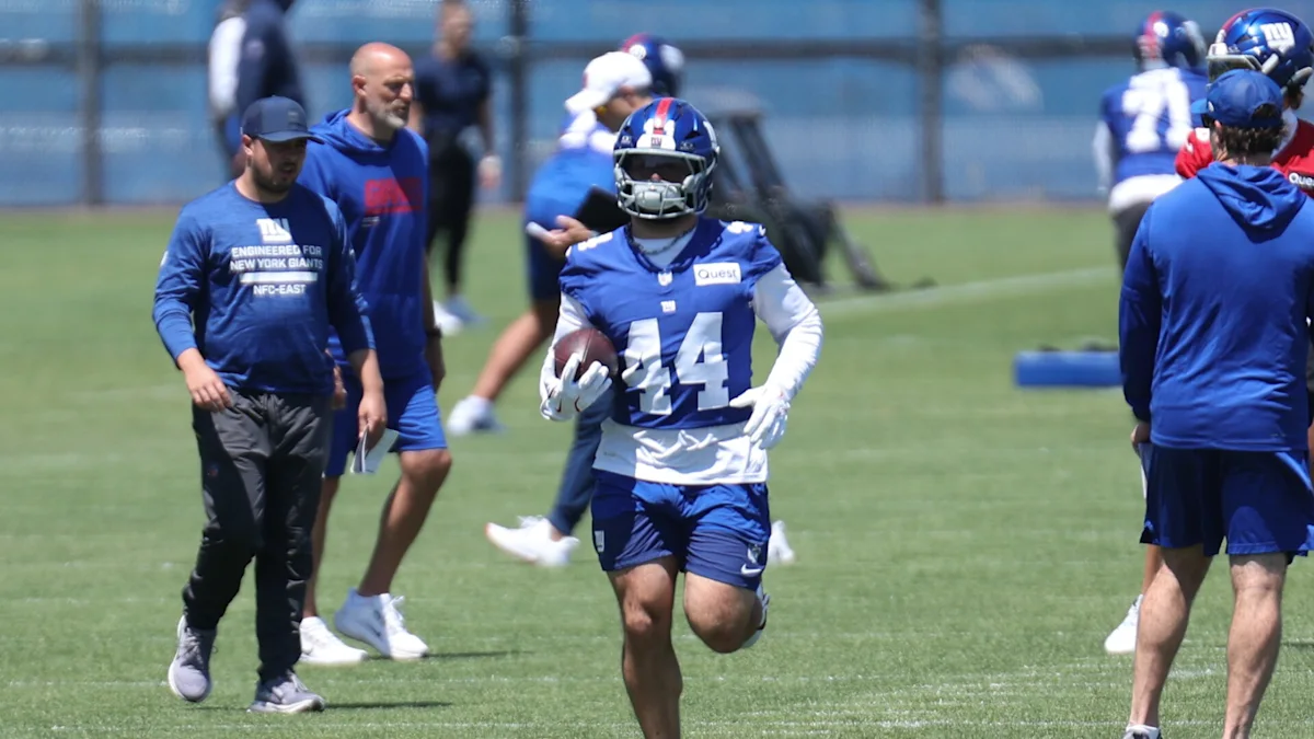 Harbaugh Downplays Skattebo's Early Exit From Practice