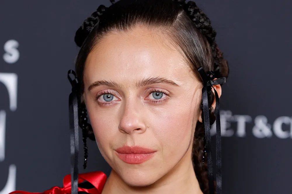‘Harry Potter’ Star Bel Powley Disagrees With J.K. Rowling