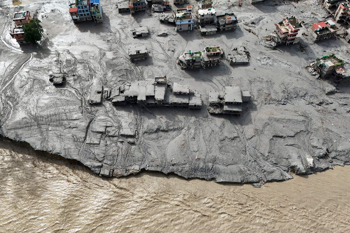 Himalaya-Hochwasser: Über 1.300 Menschen werden vermisst