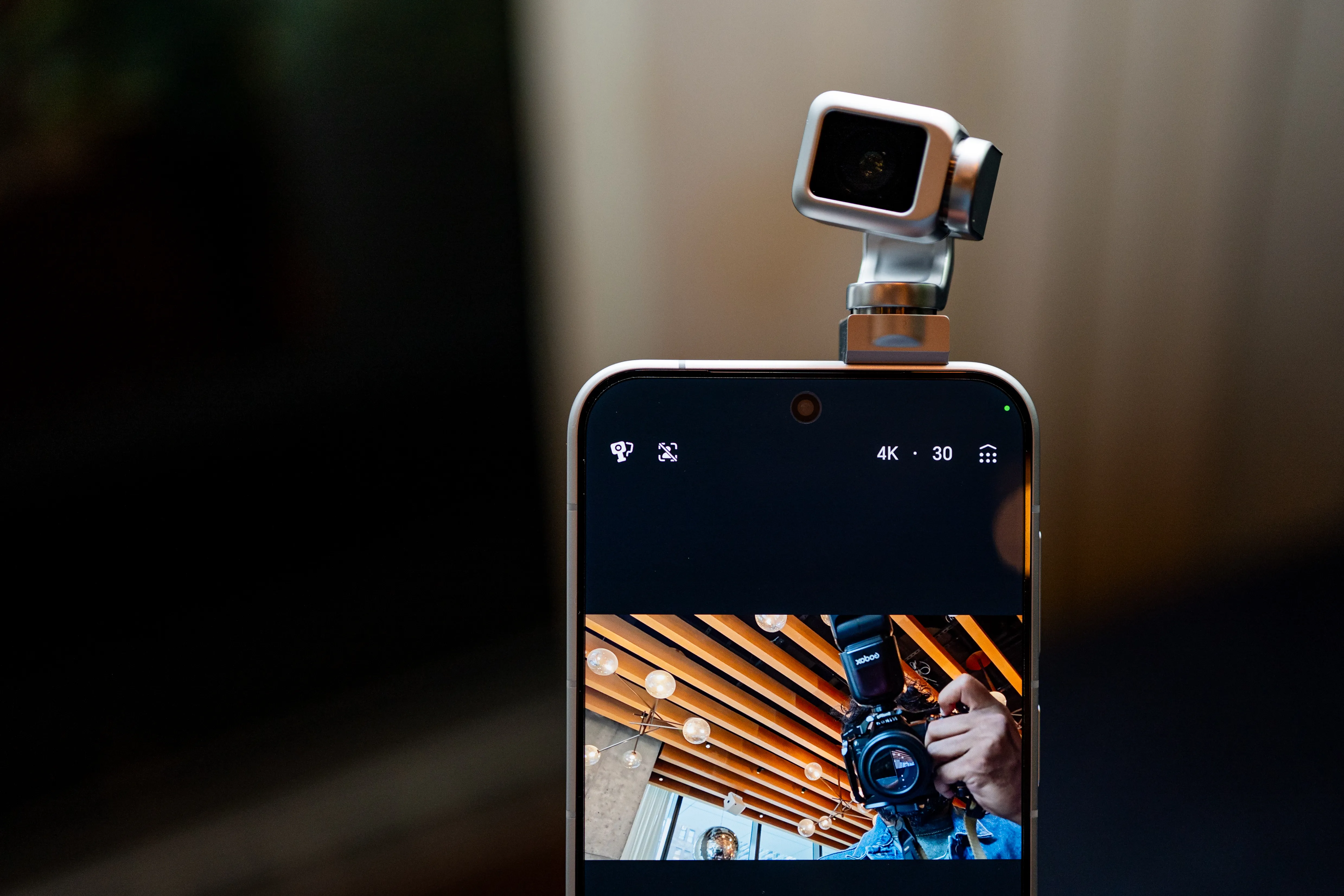 Honor Launches Robot Phone with Gimbal Camera