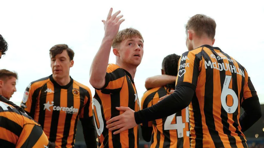 Hull City Manager Expects Joe Gelhardt Return