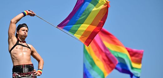 Hunderttausende feiern Christopher Street Day in Berlin – Organisatoren warnen vor zunehmendem Hass