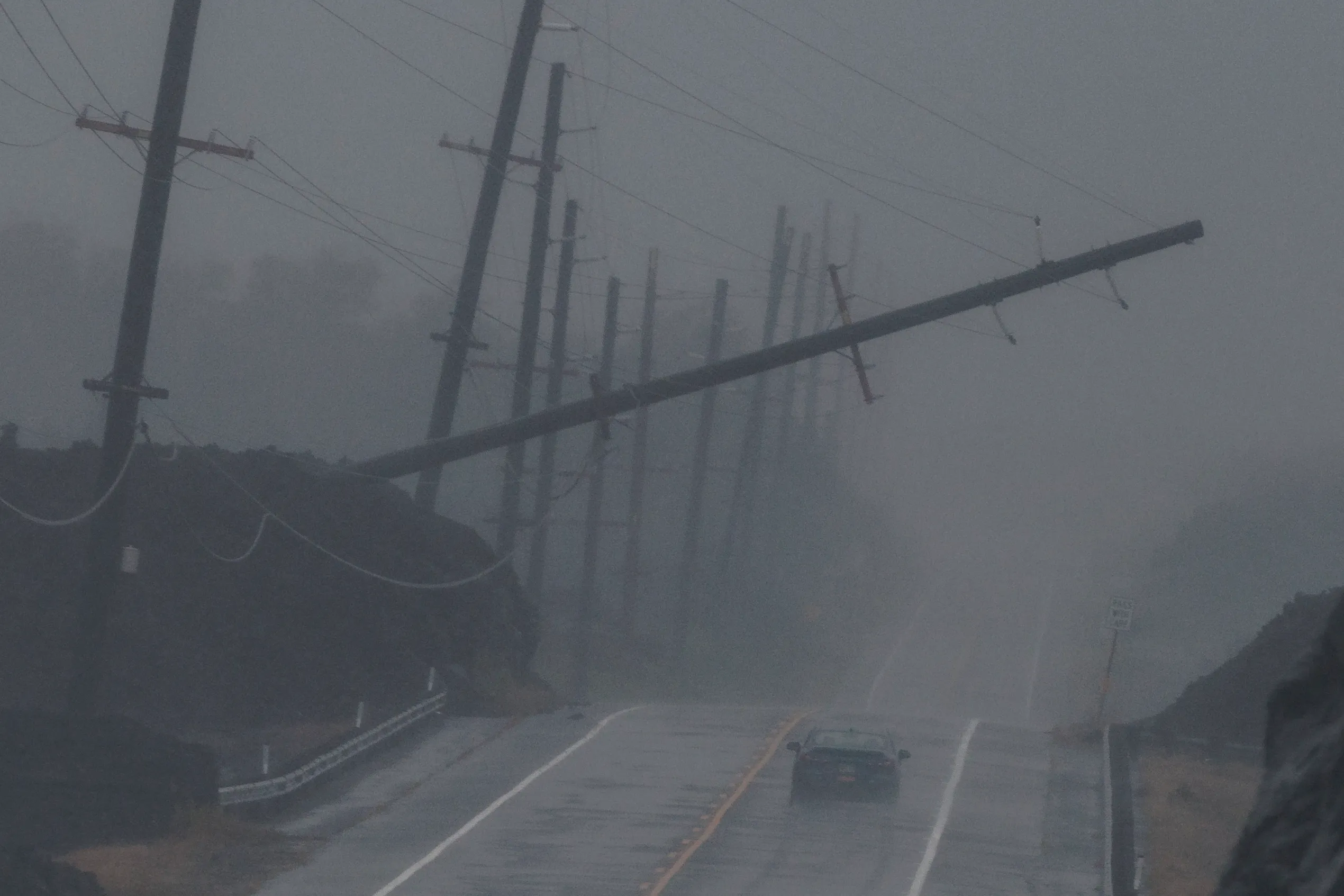 Hurricane Laila Leaves Nearly 90,000 Without Power in Hawaii