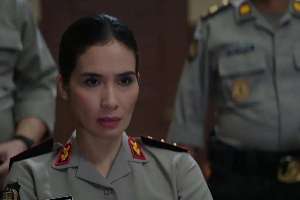 Indonesian Remake of 'Drishyam' Stars Real-Life Couple