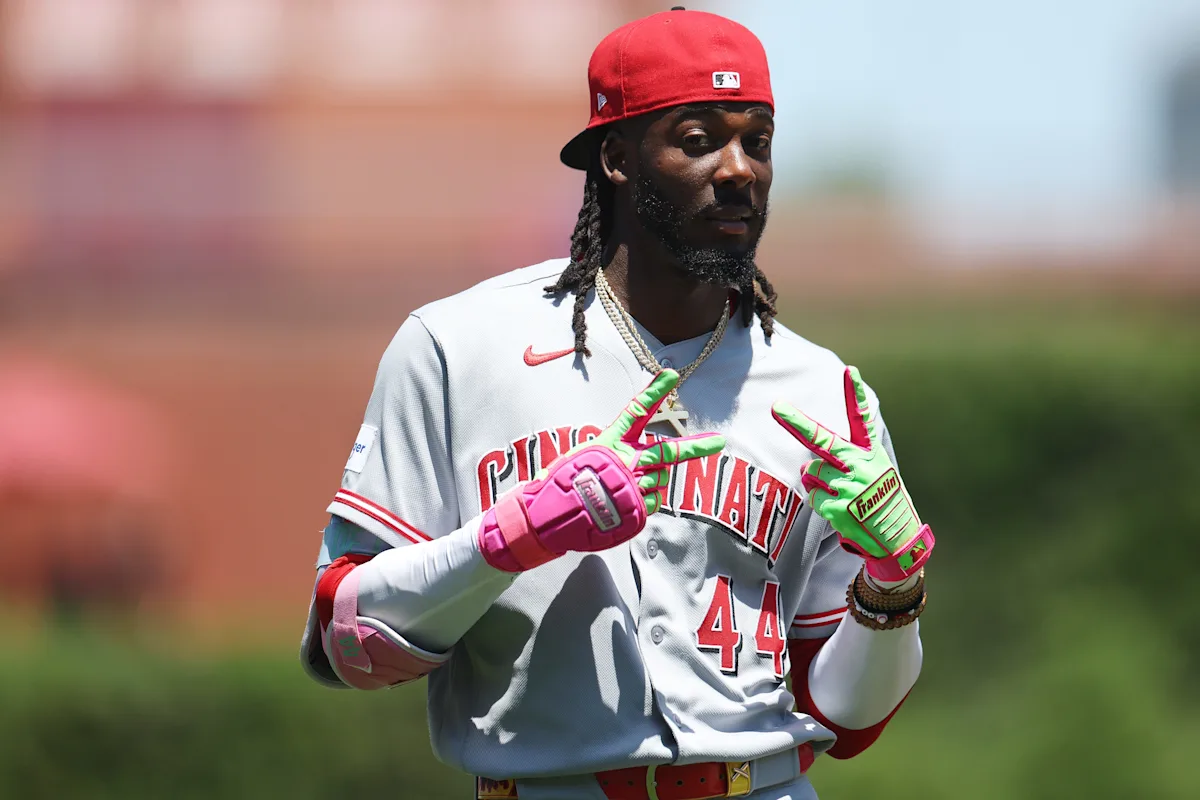 Травмираният шортстопер на Reds, Elly De La Cruz, посеща мач на Dayton Dragons