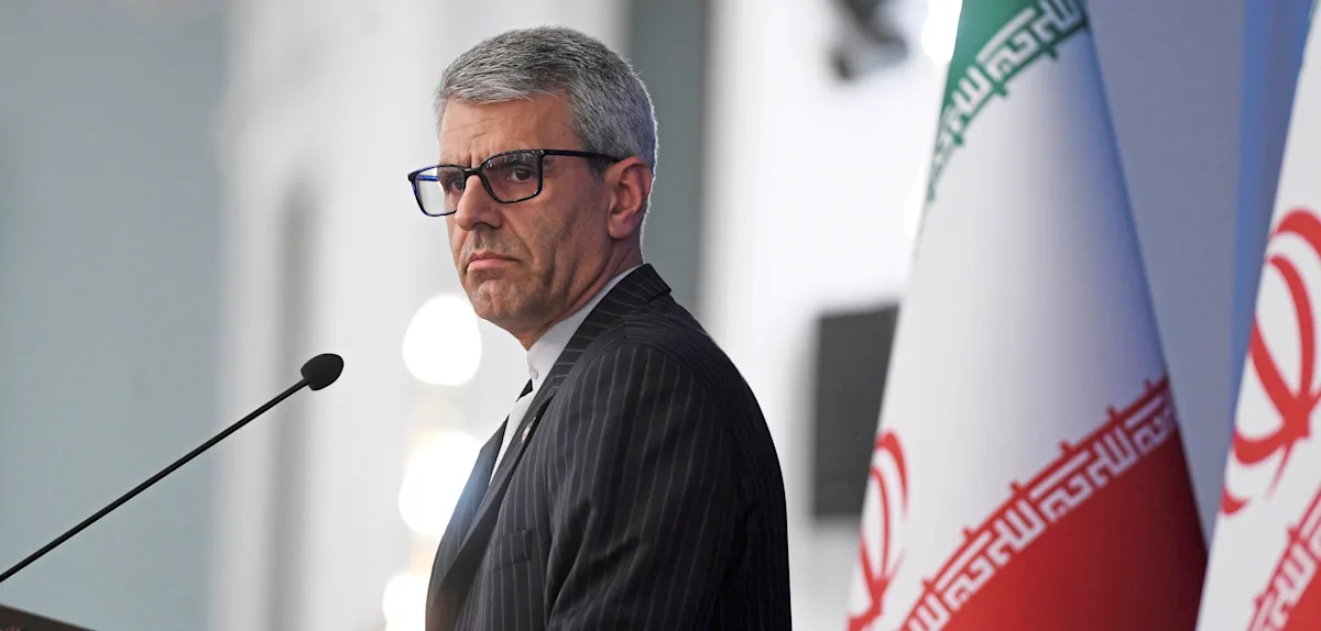 Iran kritisiert Trumps "Wirtschaftskrieg" und hält an Konfrontationskurs fest