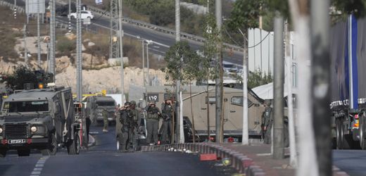 Israel bereitet vollständige Abriegelung des Westjordanlands nach Angriff vor