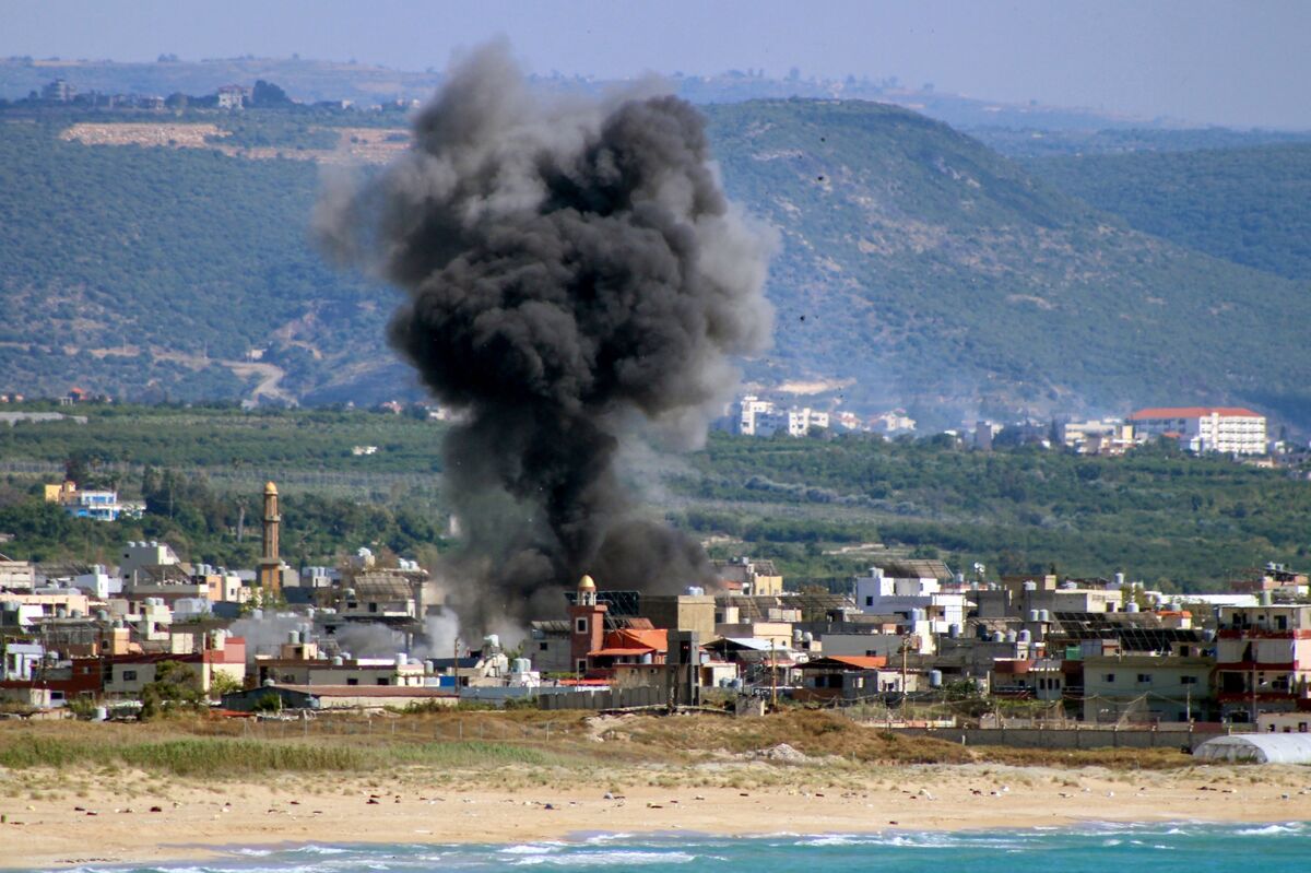 Israel Intensifies Strikes on Hezbollah as US-Iran Negotiations Continue
