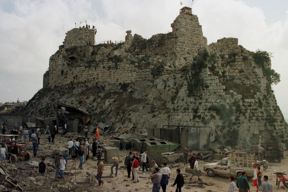 Israeli Forces Capture Beaufort Castle in Southern Lebanon Amid Expanded Offensive