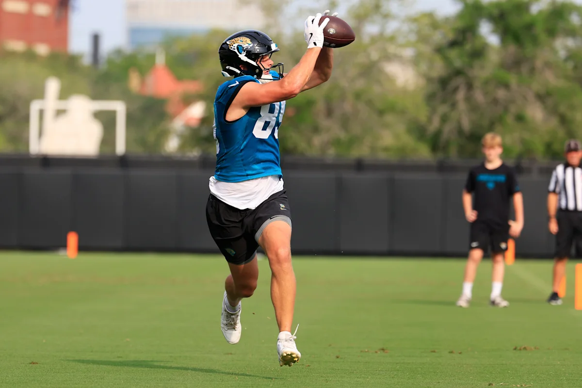 Selección de los Jaguars Muestra Promesa en el Campo de Entrenamiento