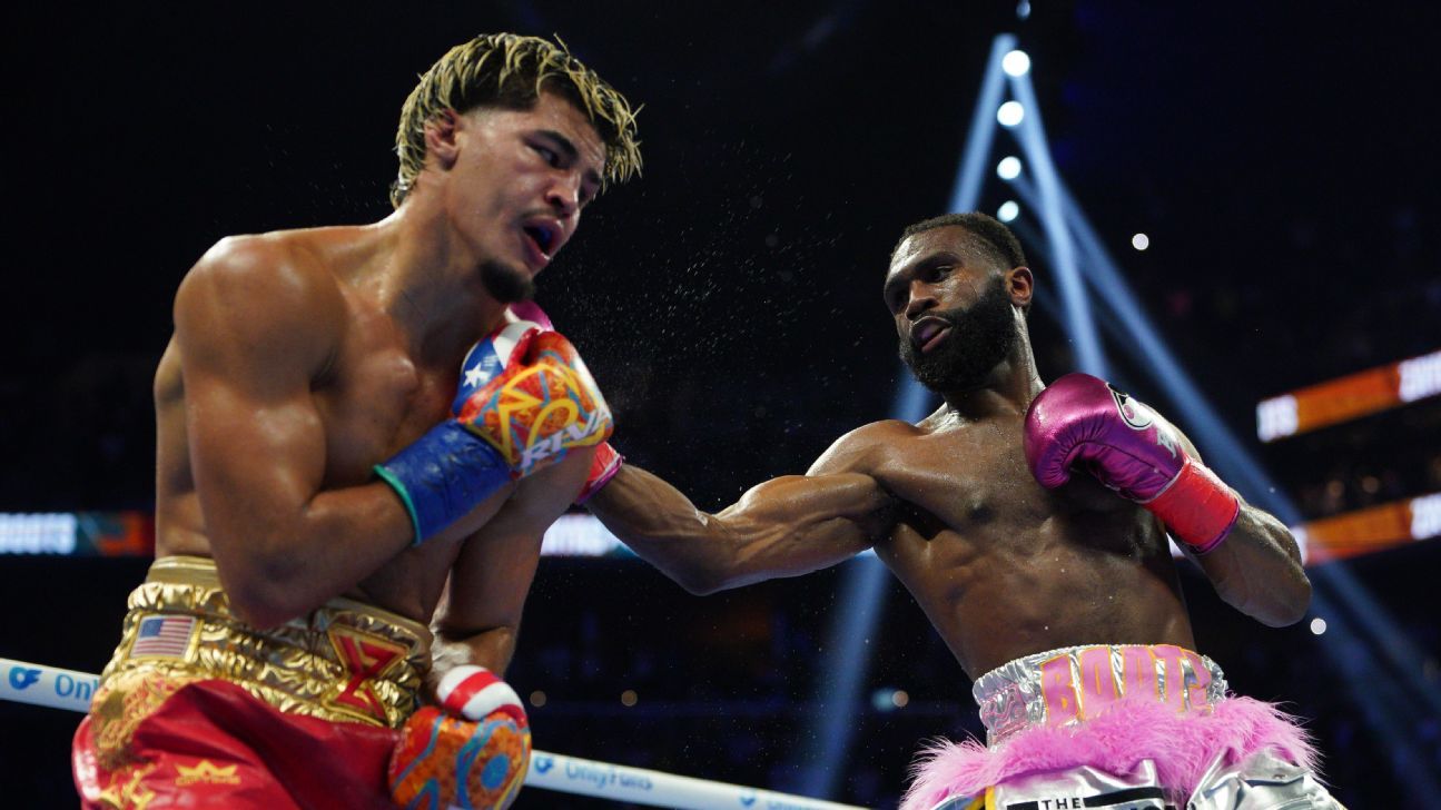 Jaron Ennis Defeats Xander Zayas, Wins Junior Middleweight Titles