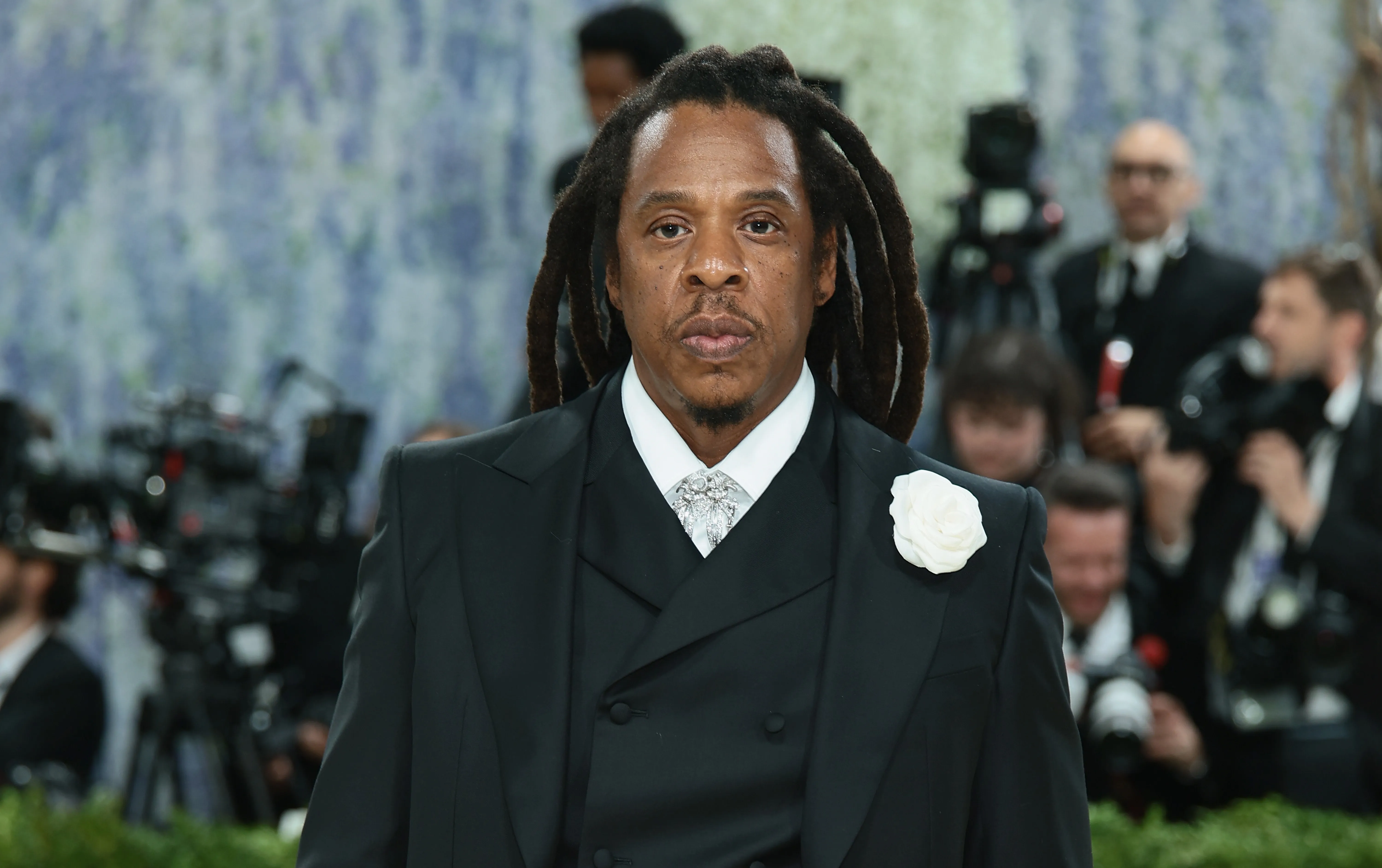 Jay-Z Features Timberlake, Fugees Reunion in Paris Concert