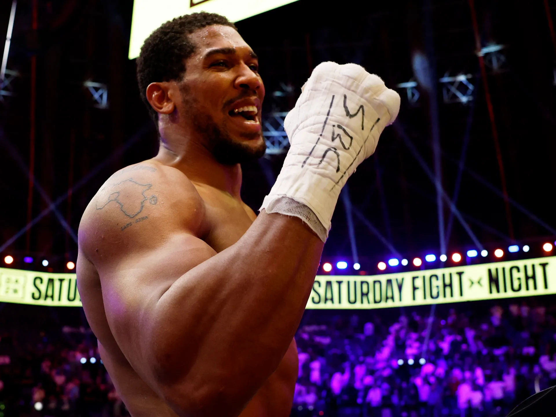 Joshua Defeats Prenga, Sets Sights on Fury Fight