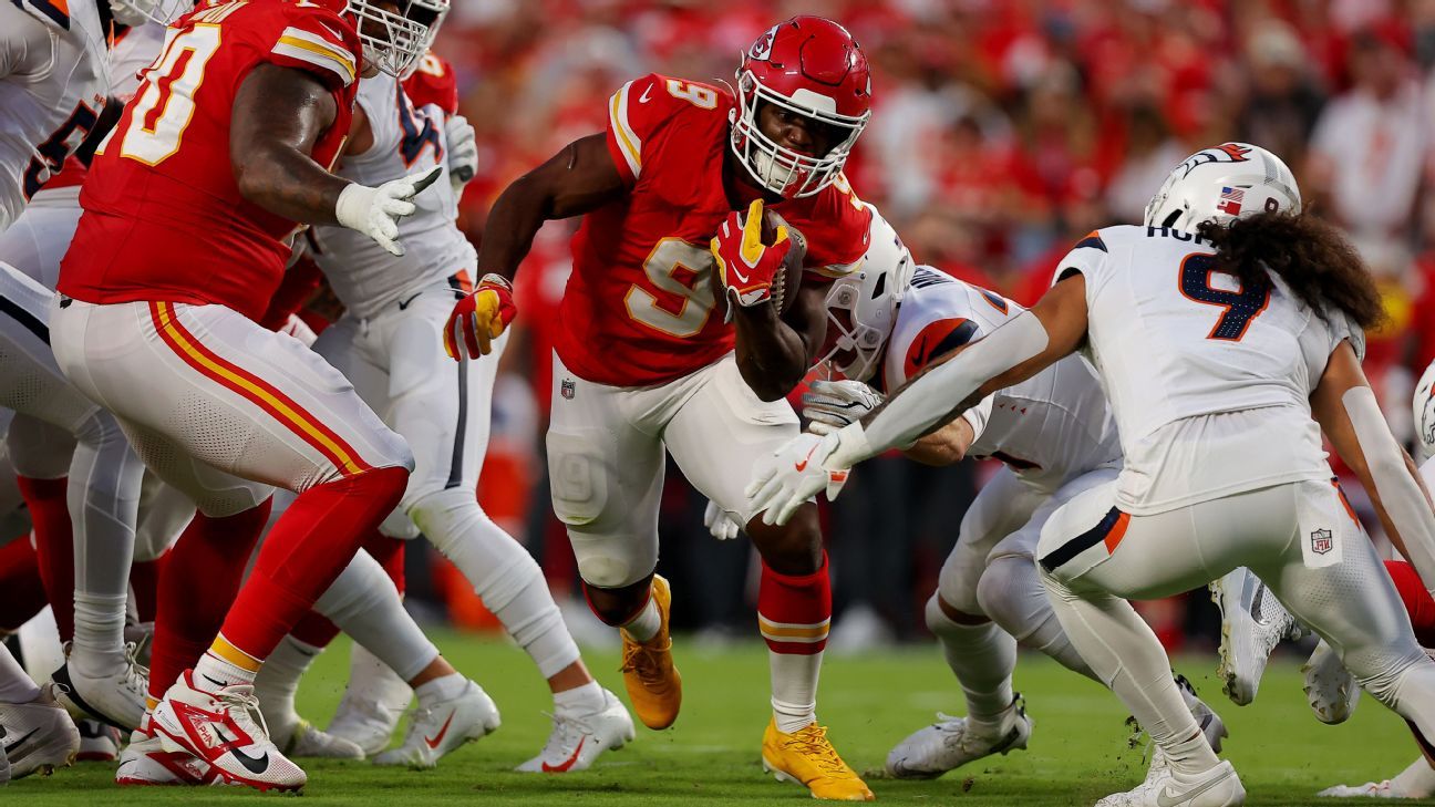 Kenneth Walker III impulsa la victoria de los Chiefs sobre los Broncos
