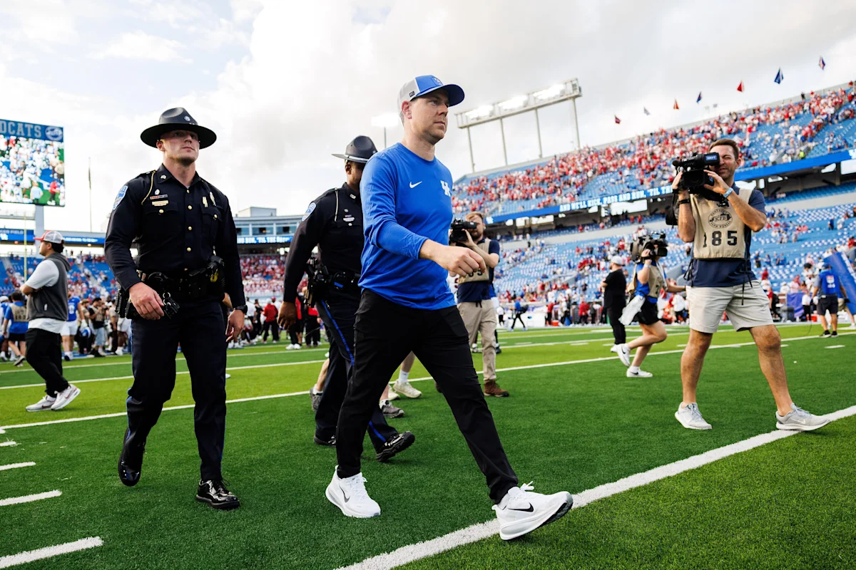 Kentucky Falls to Alabama 45-17 in First Loss Under Will Stein