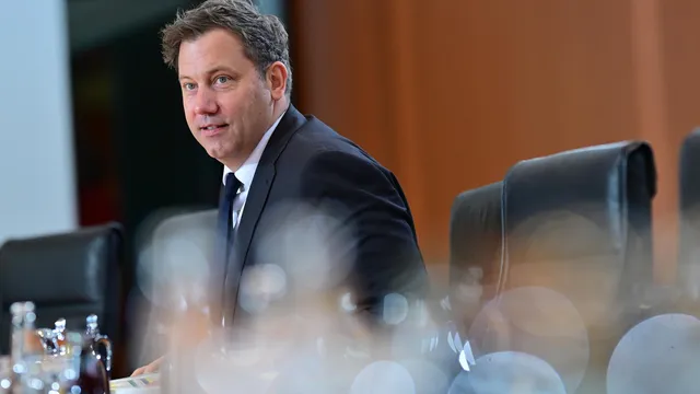 Klingbeils Steuerreform stößt auf Kritik und Streit in der Regierung