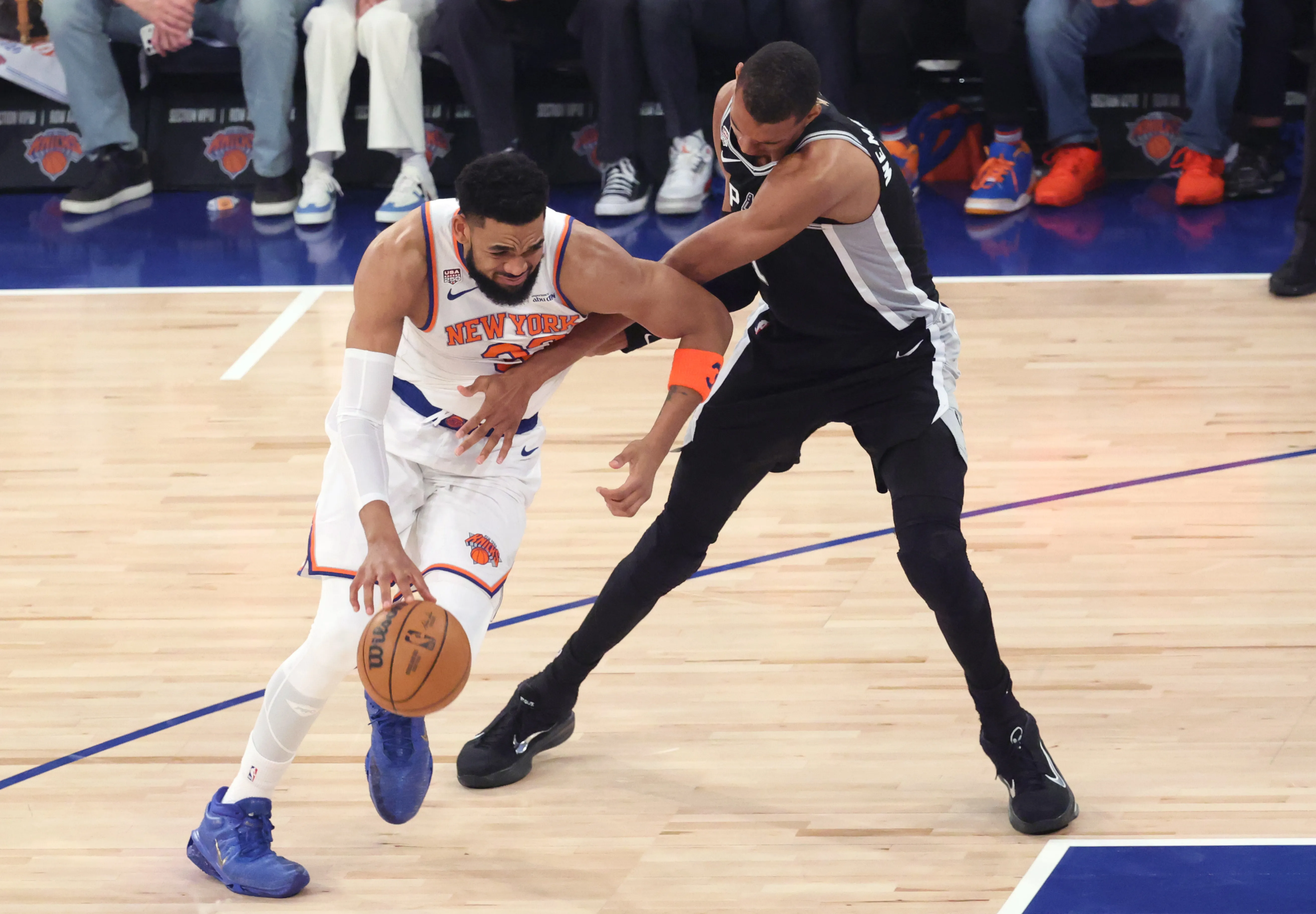 Knicks Defeat Spurs in Game 4 After Overcoming 29-Point Deficit