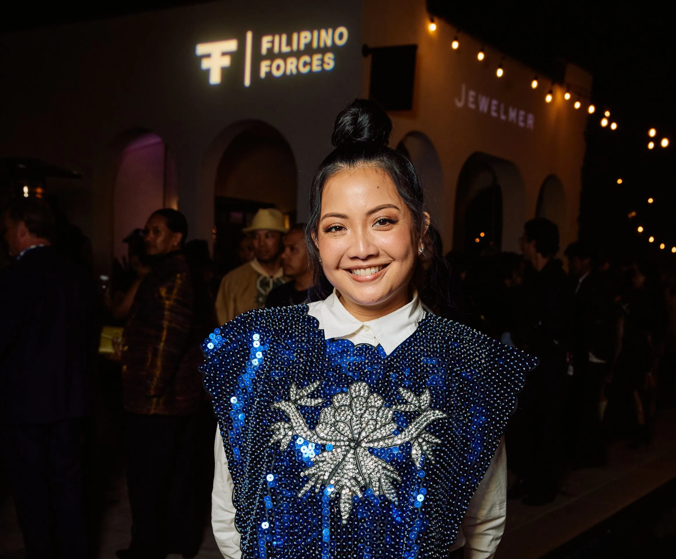 Kristin Villanueva expresa interés en la producción en el evento Filipino Forces