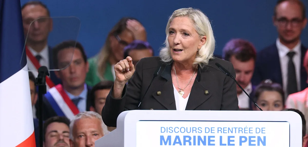 Le Pen distanziert sich von Moskau und russische Unterstützung für Friedensgespräche wächst