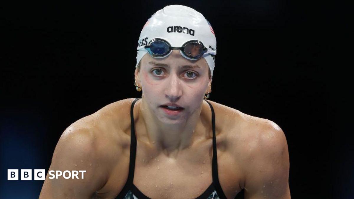 Liebmann and Douglass Break Swimming World Records